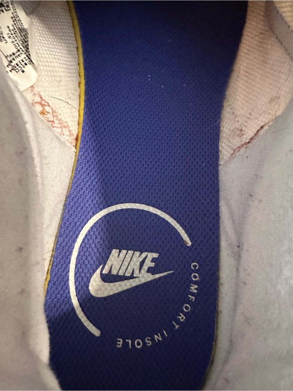 Nike - Picture 4 of 9